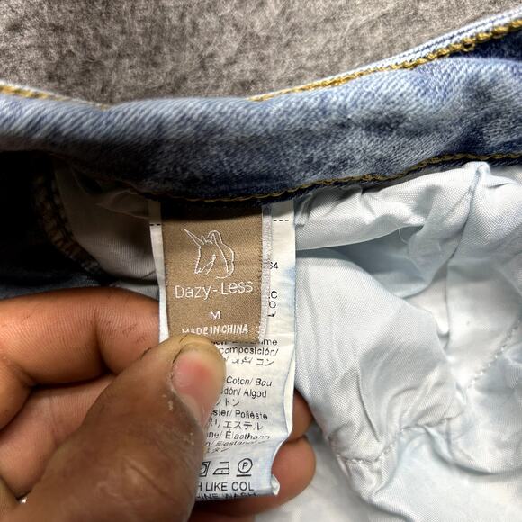 Dazy-Less Women’s Straight Leg Jeans M Light Wash Raw Hem Stretch Denim Pants - Picture 8 of 16